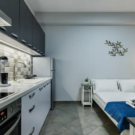 Ioanna House - Seaside Living, Walk To