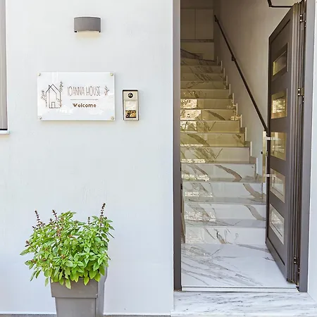 Apartment Ioanna House - Seaside Living, Walk To Neo Klima